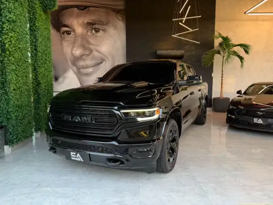 RAM-1500-5.7 V8 GASOLINA LIMITED NIGHT EDITION CD 4X4 AUTOMÁTICO RAM-1500-2024