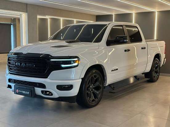 RAM-1500-5.7 V8 GASOLINA LIMITED NIGHT EDITION CD 4X4 AUTOMÁTICO RAM-1500-2023