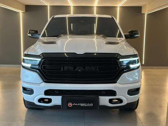 RAM-1500-5.7 V8 GASOLINA LIMITED NIGHT EDITION CD 4X4 AUTOMÁTICO RAM-1500-2023