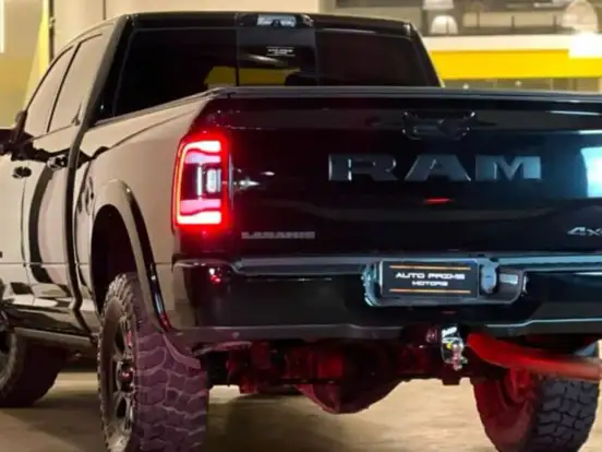 RAM-2500-6.7 I6 TURBO DIESEL LARAMIE CD 4X4 AUTOMÁTICO RAM-2500-2021