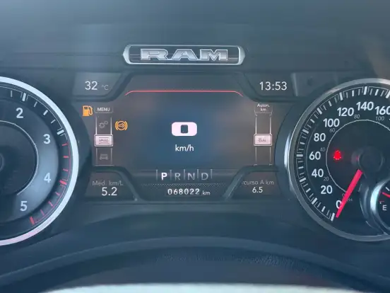 RAM-2500-6.7 I6 TURBO DIESEL NIGHT EDITION CD 4X4 AUTOMÁTICO RAM-2500-2021