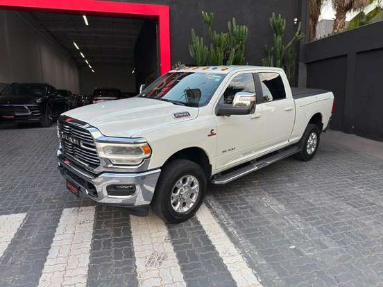 RAM-2500-6.7 I6 TURBO DIESEL LARAMIE CD 4X4 AUTOMÁTICO RAM-2500-2024