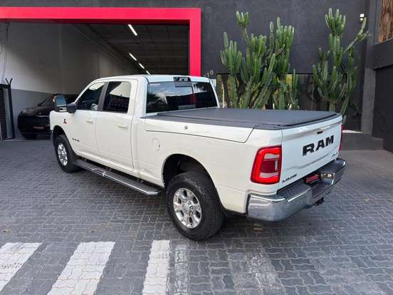 RAM-2500-6.7 I6 TURBO DIESEL LARAMIE CD 4X4 AUTOMÁTICO RAM-2500-2024