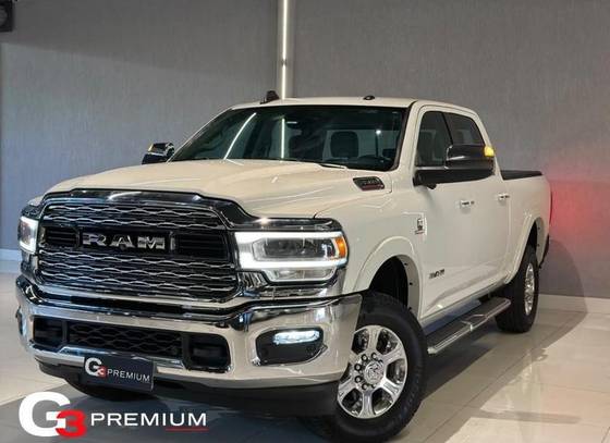 RAM 2500 6.7 I6 TURBO DIESEL LARAMIE CD 4X4 AUTOMÁTICO