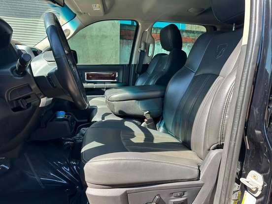 RAM-2500-6.7 LARAMIE 4X4 CD I6 TURBO DIESEL 4P AUTOMÁTICO RAM-2500-2012
