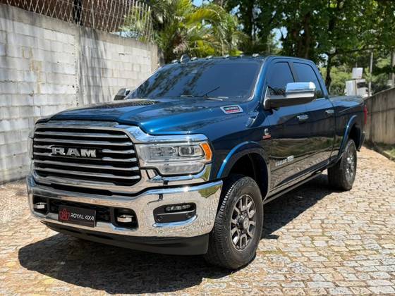 RAM 3500 6.7 I6 TURBO DIESEL LIMITED LONGHORN CD 4X4  AUTOMÁTICO