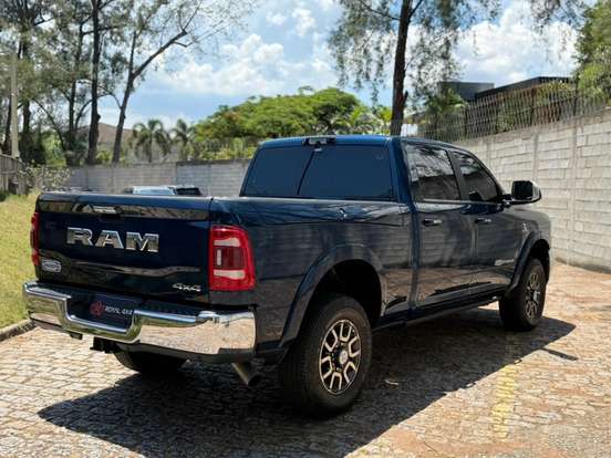 RAM-3500-6.7 I6 TURBO DIESEL LIMITED LONGHORN CD 4X4 AUTOMÁTICO RAM-3500-2022