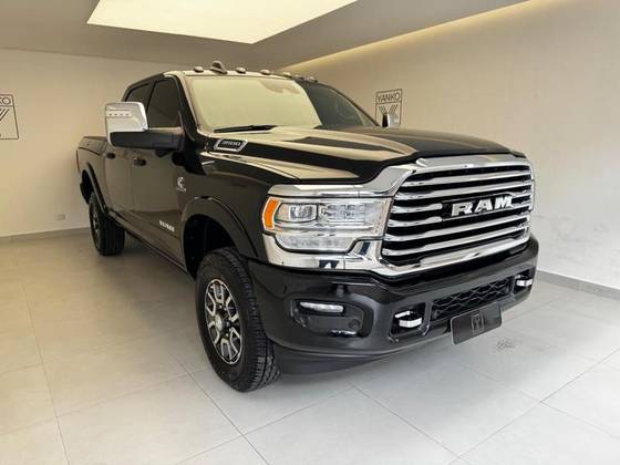 RAM 3500 6.7 I6 TURBO DIESEL LIMITED LONGHORN CD 4X4  AUTOMÁTICO