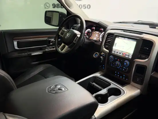 RAM-CLASSIC-5.7 V8 GASOLINA LARAMIE CD 4X4 AUTOMÁTICO RAM-CLASSIC-2023