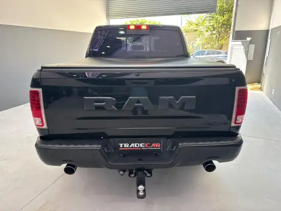 RAM-CLASSIC-5.7 V8 GASOLINA LARAMIE NIGHT EDITION CD 4X4 AUTOMÁTICO RAM-CLASSIC-2022