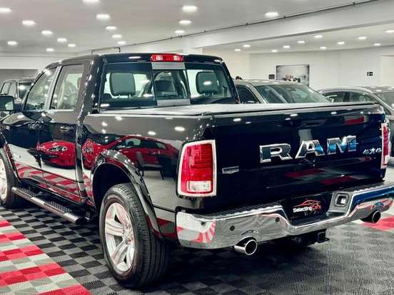 RAM-CLASSIC-5.7 V8 GASOLINA LARAMIE CD 4X4 AUTOMÁTICO RAM-CLASSIC-2022