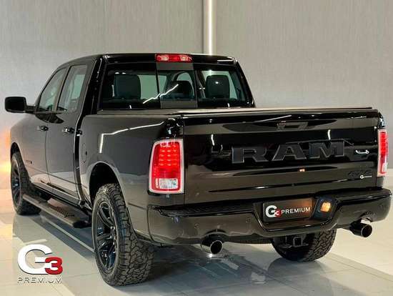 RAM-CLASSIC-5.7 V8 GASOLINA LARAMIE NIGHT EDITION CD 4X4 AUTOMÁTICO RAM-CLASSIC-2023