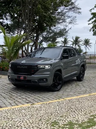RAM RAMPAGE 2.0 HURRICANE 4 TURBO GASOLINA R/T 4X4 AUTOMÁTICO