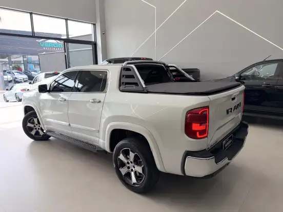 RAM-RAMPAGE-2.0 TURBO DIESEL LARAMIE 4X4 AUTOMÁTICO RAM-RAMPAGE-2024