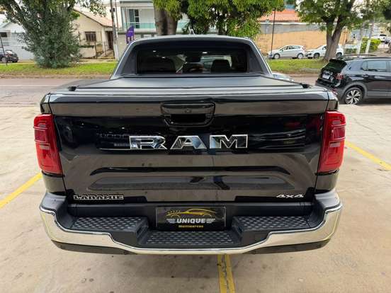RAM-RAMPAGE-2.0 TURBO DIESEL LARAMIE 4X4 AUTOMÁTICO RAM-RAMPAGE-2023