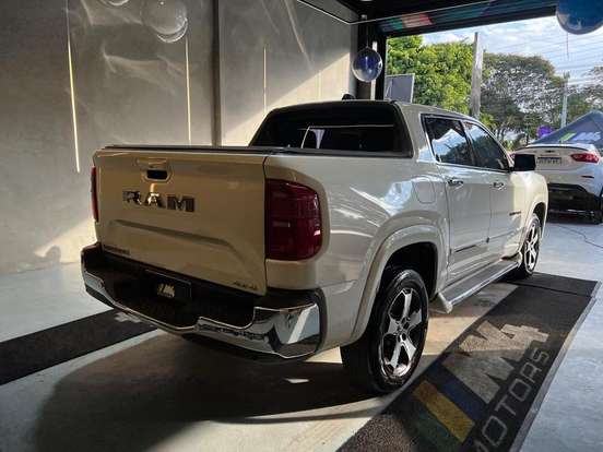 RAM-RAMPAGE-2.0 TURBO DIESEL LARAMIE 4X4 AUTOMÁTICO RAM-RAMPAGE-2023