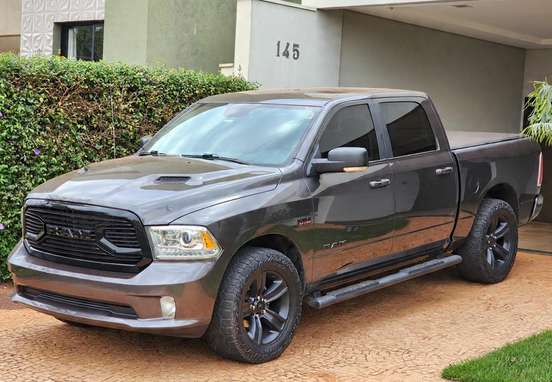 RAM-1500-5.7 V8 GASOLINA REBEL CD 4X4 AUTOMÁTICO RAM-1500-2022