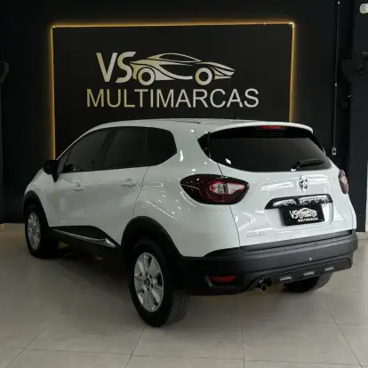 RENAULT-CAPTUR-2019