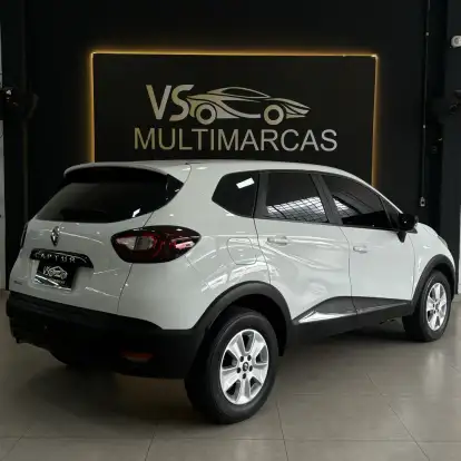 RENAULT-CAPTUR-2019