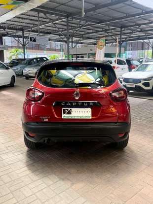 RENAULT-CAPTUR-2020