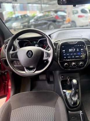 RENAULT-CAPTUR-2020