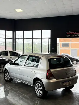 RENAULT-CLIO-2016