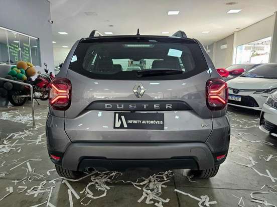 RENAULT-DUSTER-2025