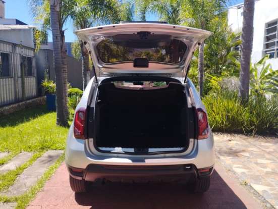 RENAULT-DUSTER-2018