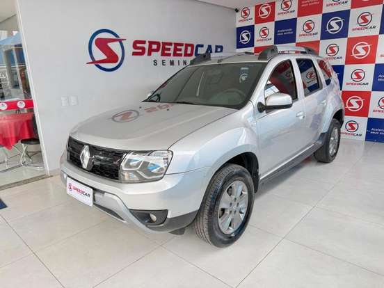 RENAULT-DUSTER-2018