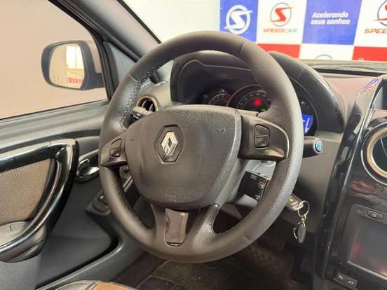 RENAULT-DUSTER-2018
