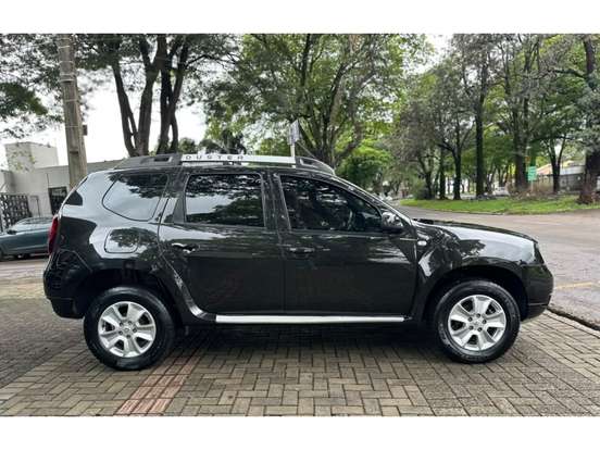 RENAULT-DUSTER-2016