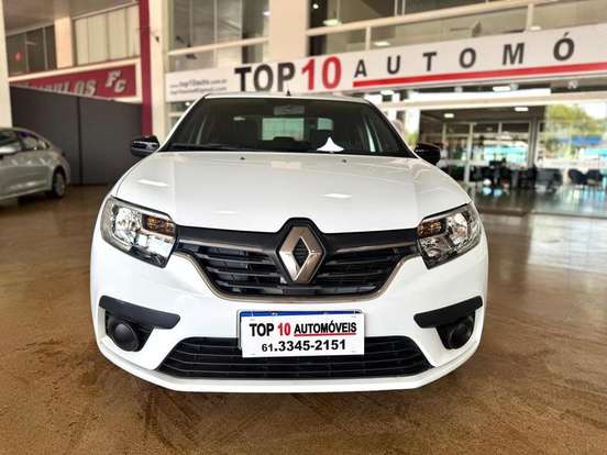 RENAULT-LOGAN-2023