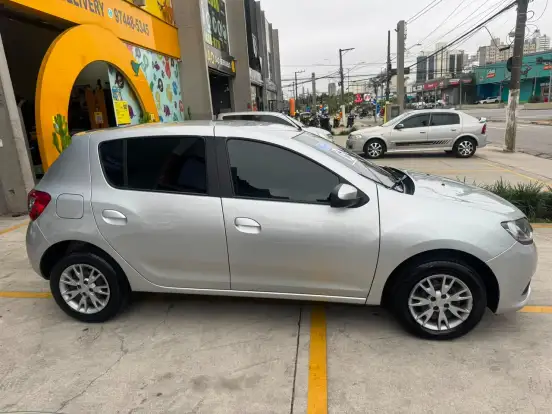 RENAULT-SANDERO-1.0 12V SCE FLEX EXPRESSION MANUAL RENAULT-SANDERO-2018