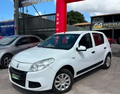 RENAULT SANDERO 1.0 EXPRESSION 16V FLEX 4P MANUAL RENAULT SANDERO 1.0 EXPRESSION 16V FLEX 4P MANUAL