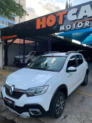 RENAULT-SANDERO-2019
