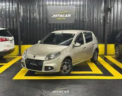 RENAULT SANDERO 1.0 EXPRESSION 16V FLEX 4P MANUAL RENAULT SANDERO 1.0 EXPRESSION 16V FLEX 4P MANUAL