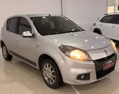 RENAULT SANDERO 1.6 PRIVILÉGE 16V FLEX 4P AUTOMÁTICO RENAULT SANDERO 1.6 PRIVILÉGE 16V FLEX 4P AUTOMÁTICO