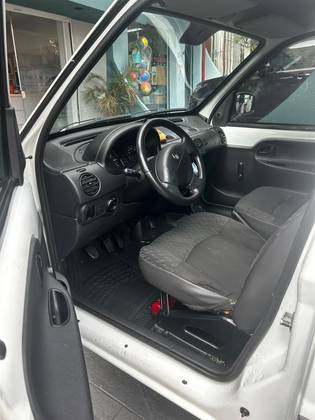RENAULT KANGOO 1.6 EXPRESS 16V FLEX 4P MANUAL