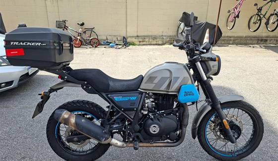 ROYAL ENFIELD SCRAM 411 