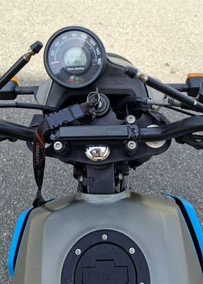 ROYAL ENFIELD-SCRAM 411-2023