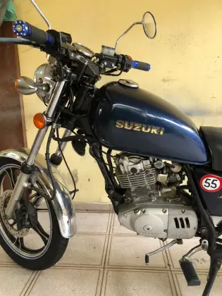SUZUKI INTRUDER 250 