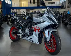 SUZUKI GSX-8R SUZUKI GSX-8R