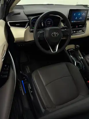 TOYOTA-COROLLA-2023