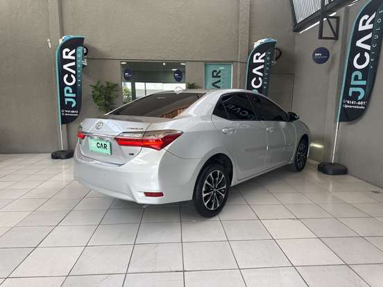 TOYOTA-COROLLA-2017