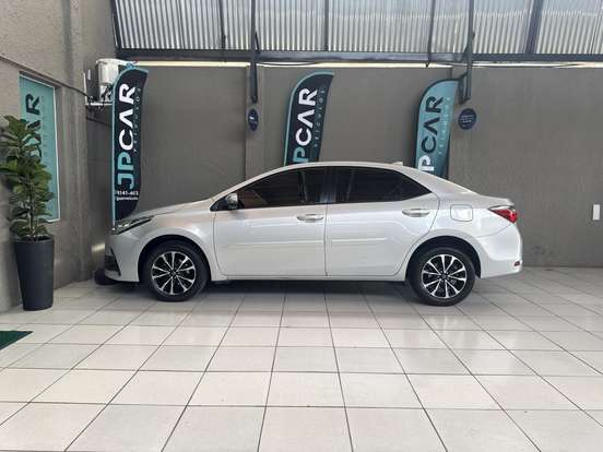 TOYOTA-COROLLA-2017