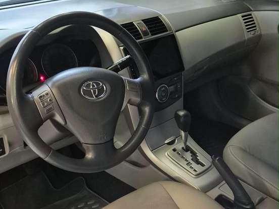 TOYOTA-COROLLA-1.8 GLI 16V FLEX 4P AUTOMÁTICO TOYOTA-COROLLA-2010