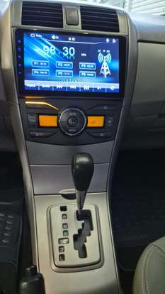 TOYOTA-COROLLA-2010