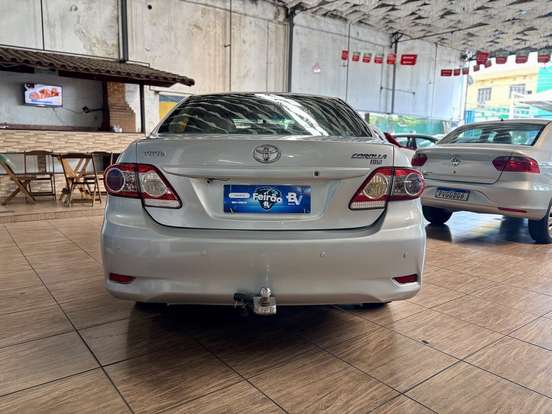 TOYOTA-COROLLA-2012