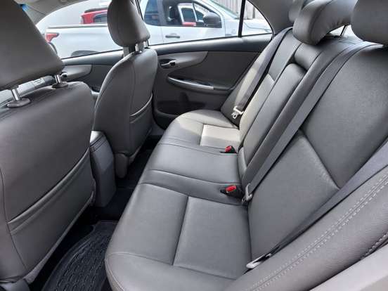 TOYOTA-COROLLA-1.8 GLI 16V FLEX 4P AUTOMÁTICO TOYOTA-COROLLA-2010