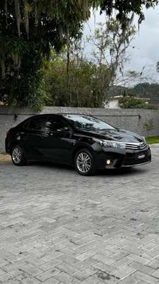 TOYOTA-COROLLA-2017